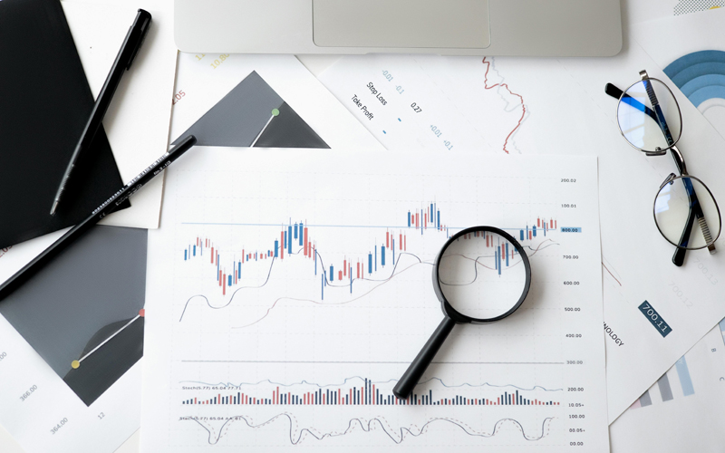 Sharemarket wobbles