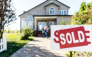 Do you even need an agent to sell your house? How to DIY it.